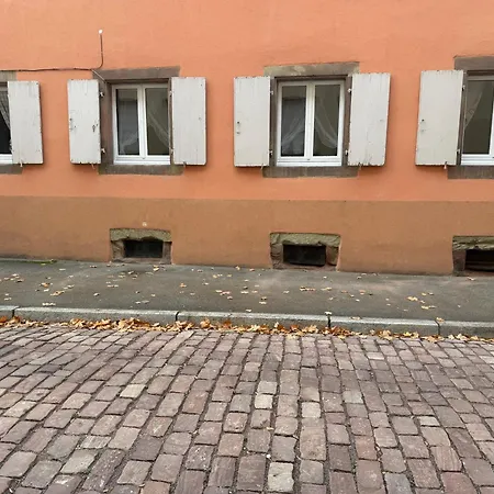 Apartamento Le Petit Nid De Cigogne *