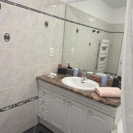 Le Petit Nid De Cigogne アパート *